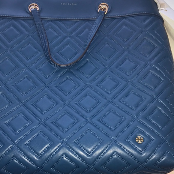 πHPπNWT Tory Burch Medium Fleming Tote w/dustbag - Picture 8 of 8